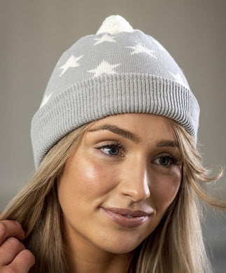 Star bobble hat … Pale Grey