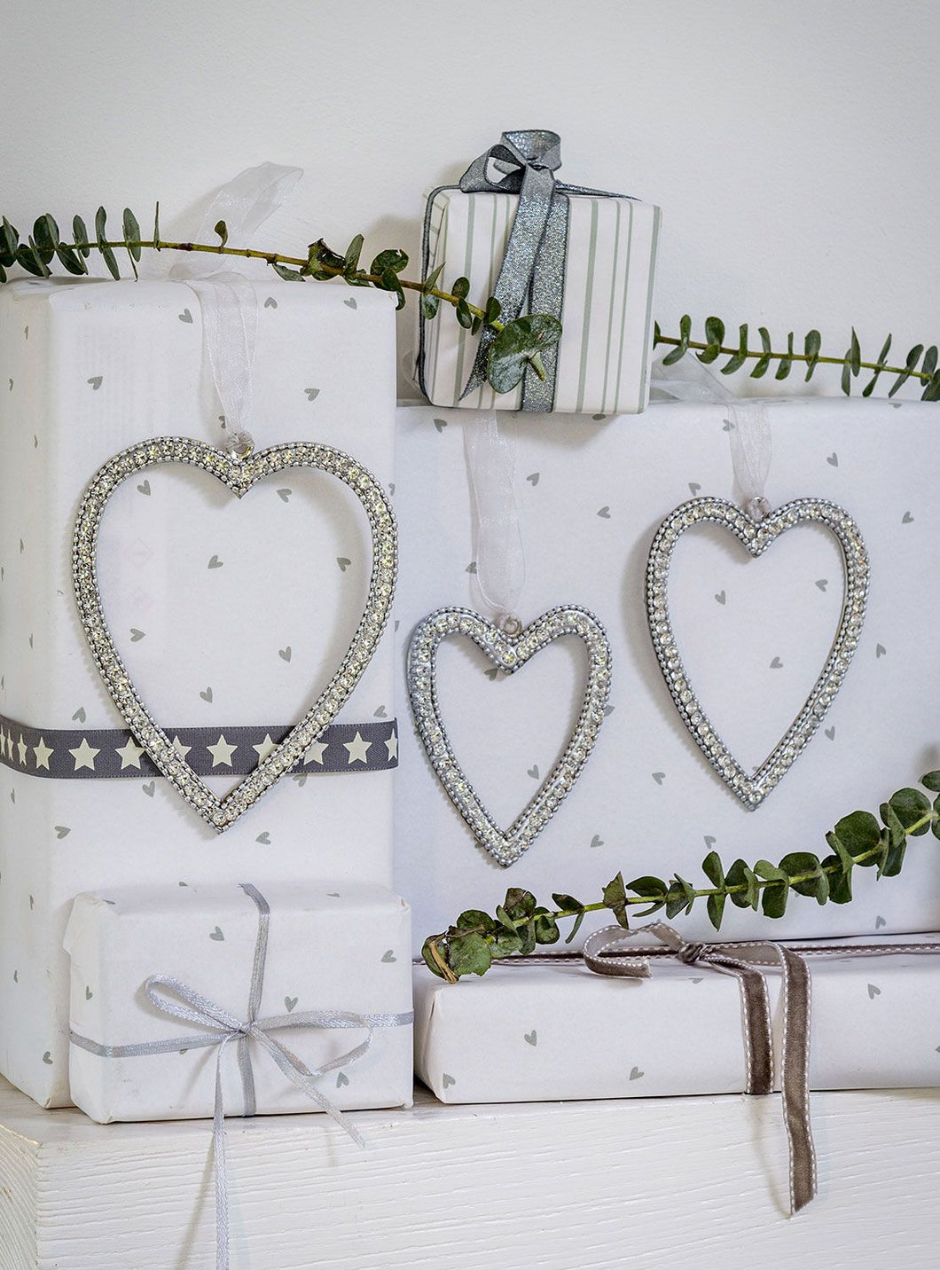 Diamanté Heart hangers … set of 3