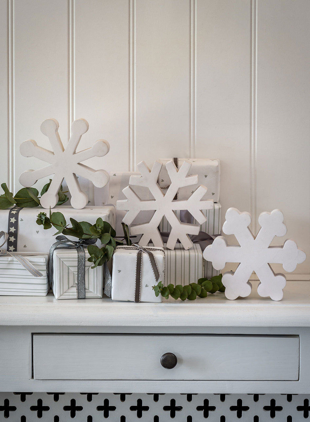 Festive freestanding snowflakes … 3 styles