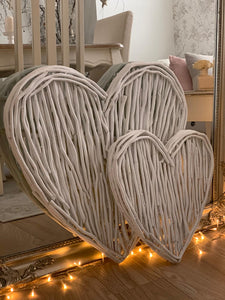 White wicker thick Twig Heart ... Small 40cm