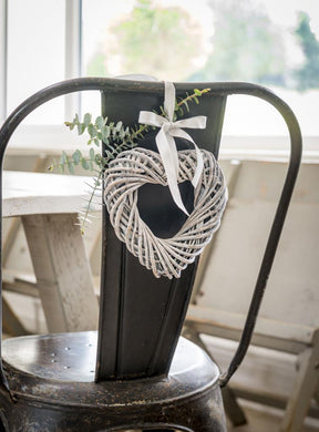 Willow heart chaplet … small 20cm