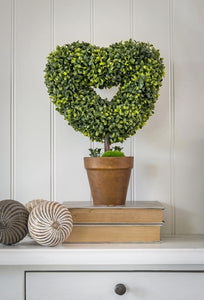 Faux potted topiary heart ... large