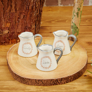 Wreath design mini jug … 3 styles