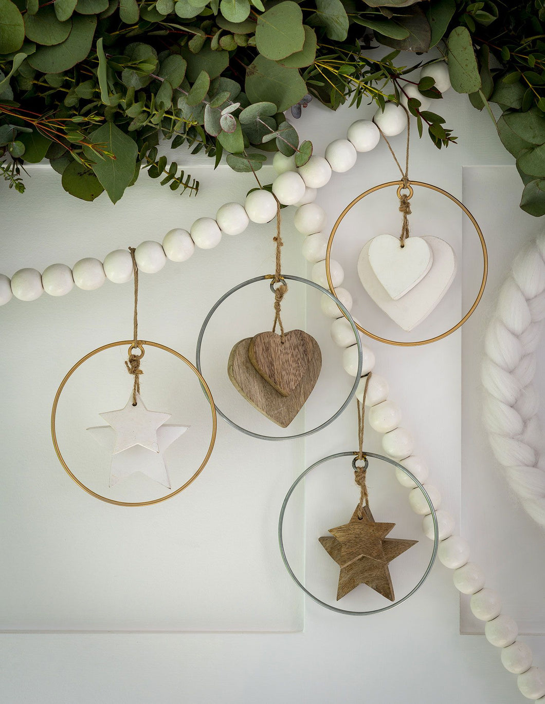Wood & metal hoop hangers … 4 designs
