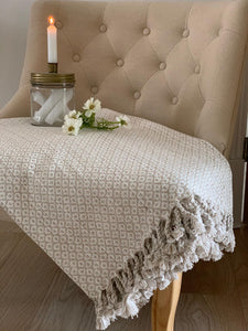 Plaid throw ... white / natural