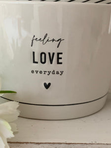 Feeling love everyday Mug