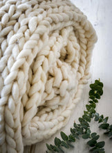 Load image into Gallery viewer, Chunky knit PLAIT throw ... Ivory