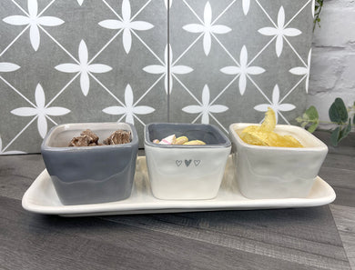 Snack dish set … set of 3 & tray