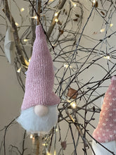 Load image into Gallery viewer, Pretty pink winter LED Gonk … 2 styles