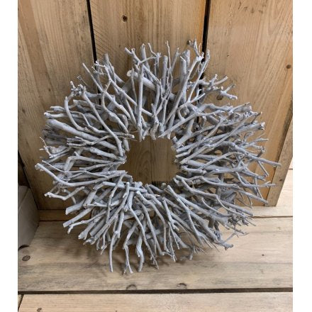 Spiral round twig wreath